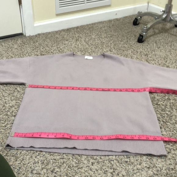 Aritzia Wilfred Sweater Size Large Dusty Purple - Picture 8 of 11
